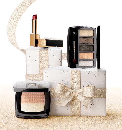 chanel holiday tweed gift set|chanel tweed makeup sets.